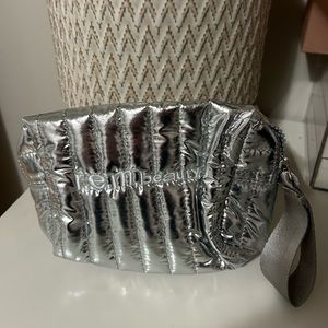 Ariana grande R.e.m beauty makeup bag